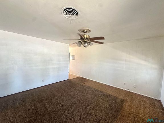 2nd image of 2901 N Grimes St