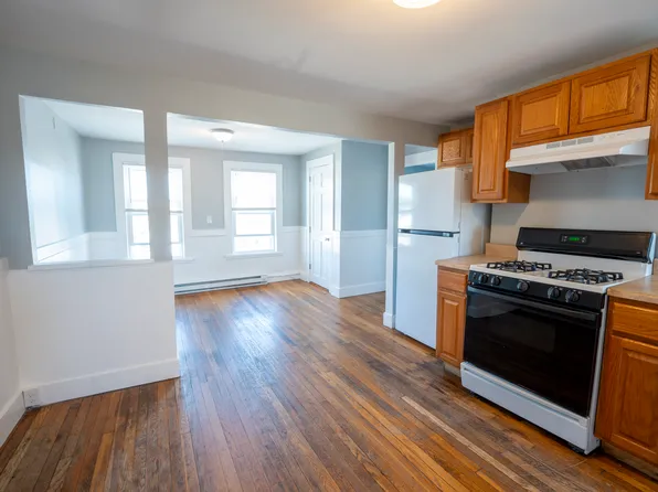 144 Park St #3, Beverly, MA 01915