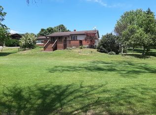 148 Pepple Rd, East Freedom, PA 16637