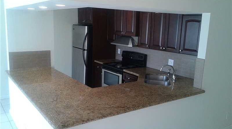 2nd image of 9441 Live Oak Pl APT 109
