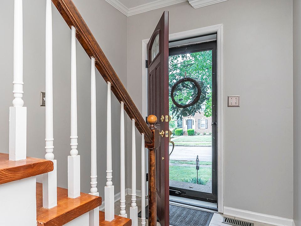 1132 Dunbarton Ln, Lexington, KY 40502 Zillow