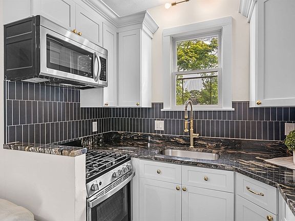 3rd image of 28 Columbus Ave APT 4