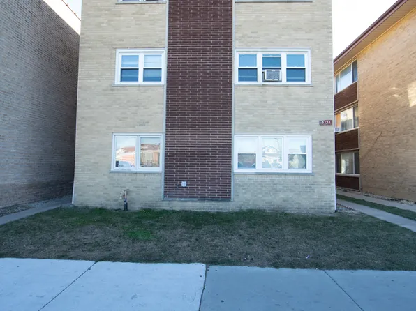 5121 W Diversey Ave APT 2N, Chicago, IL 60639