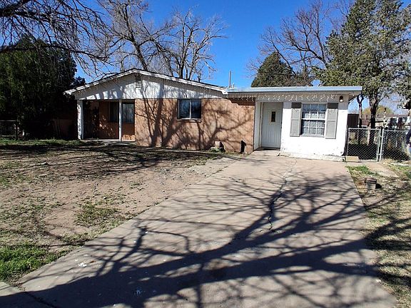 2nd image of 716 S Cedar Ave