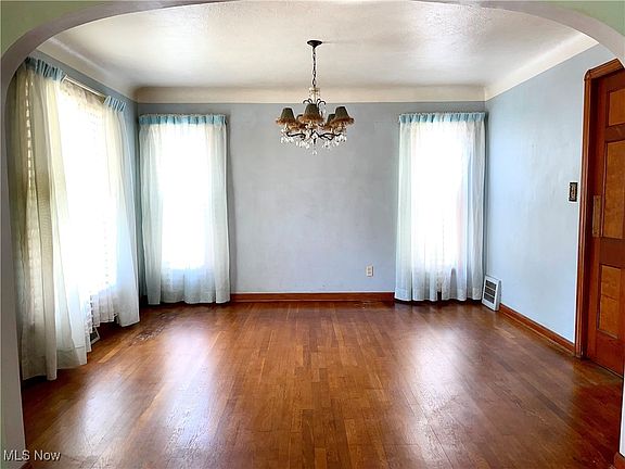 5th image of 7133 Bletch Ct