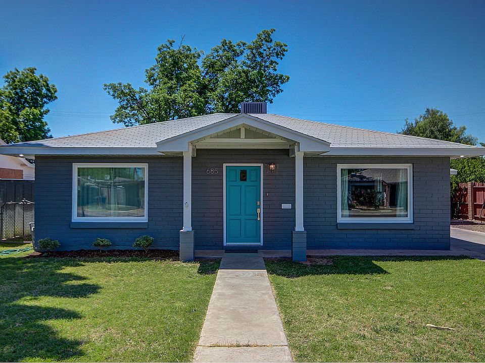 1st image of 685 E 1st Pl