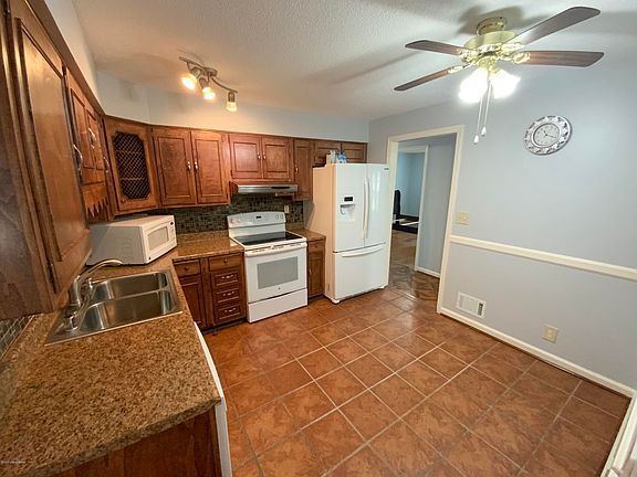 5th image of 4413 Woodgate Ln