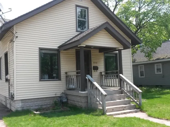 2710 Forest Grove Ave SW, Wyoming, MI 49519