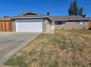 2119 Stratford Way, Hanford, CA 93230