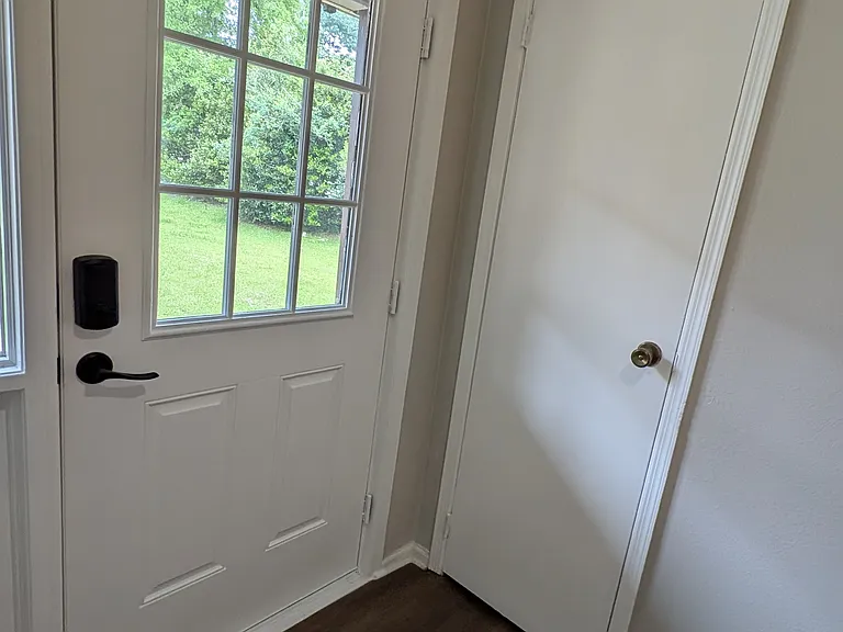 1609 Amour Dr — Photo 10
