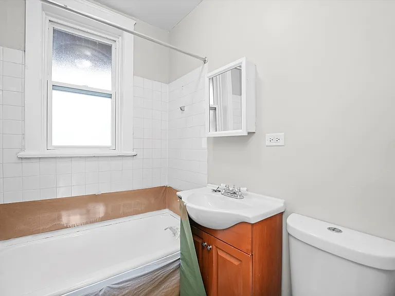 409 Beloit Ave #3T — Photo 10