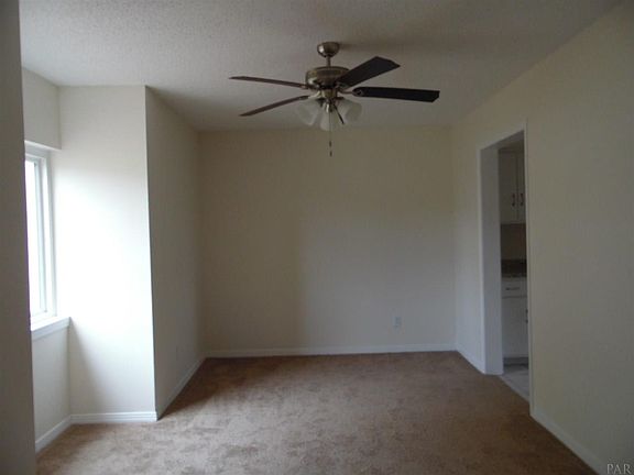 2nd image of 3241 Fernwood Dr