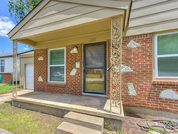 2nd image of 2320 Trosper Pl