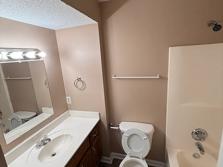 224 Cinderella Ln — Photo 7