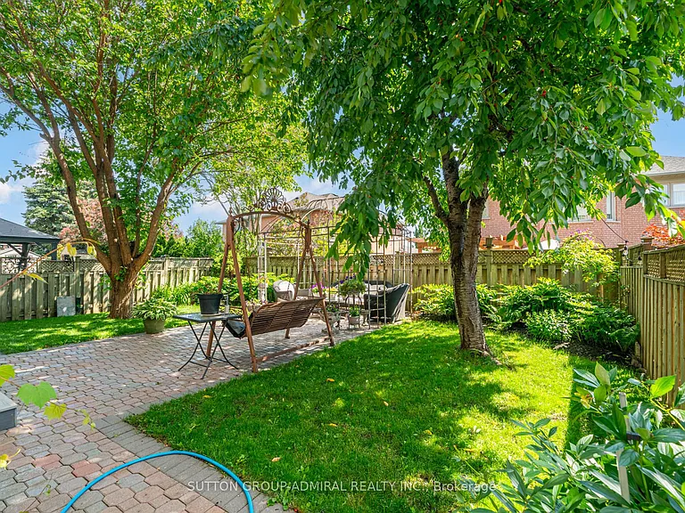 8890 Martin Grove Rd — Photo 46