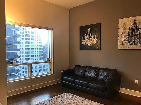 3rd image of 250 E 49th St #9B
