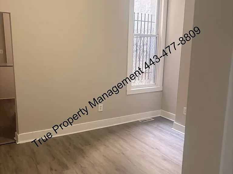 1722 N Monroe St — Photo 3