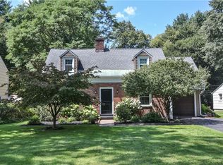 67 Park Ln, Rochester, NY 14625