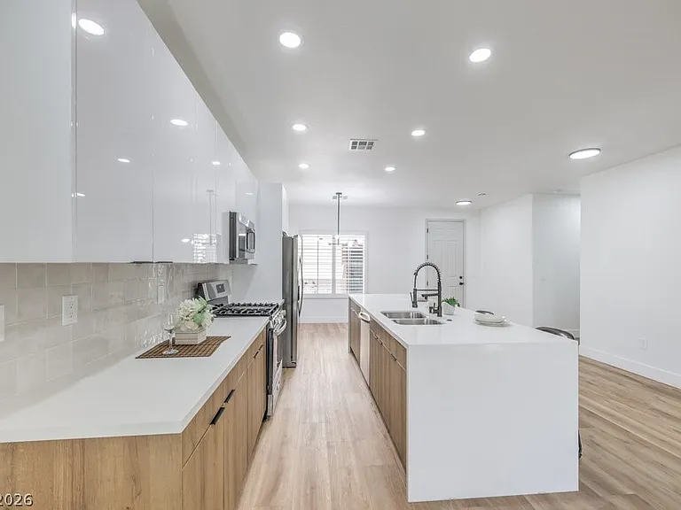 2183 Cumberland Hill Dr — Photo 15