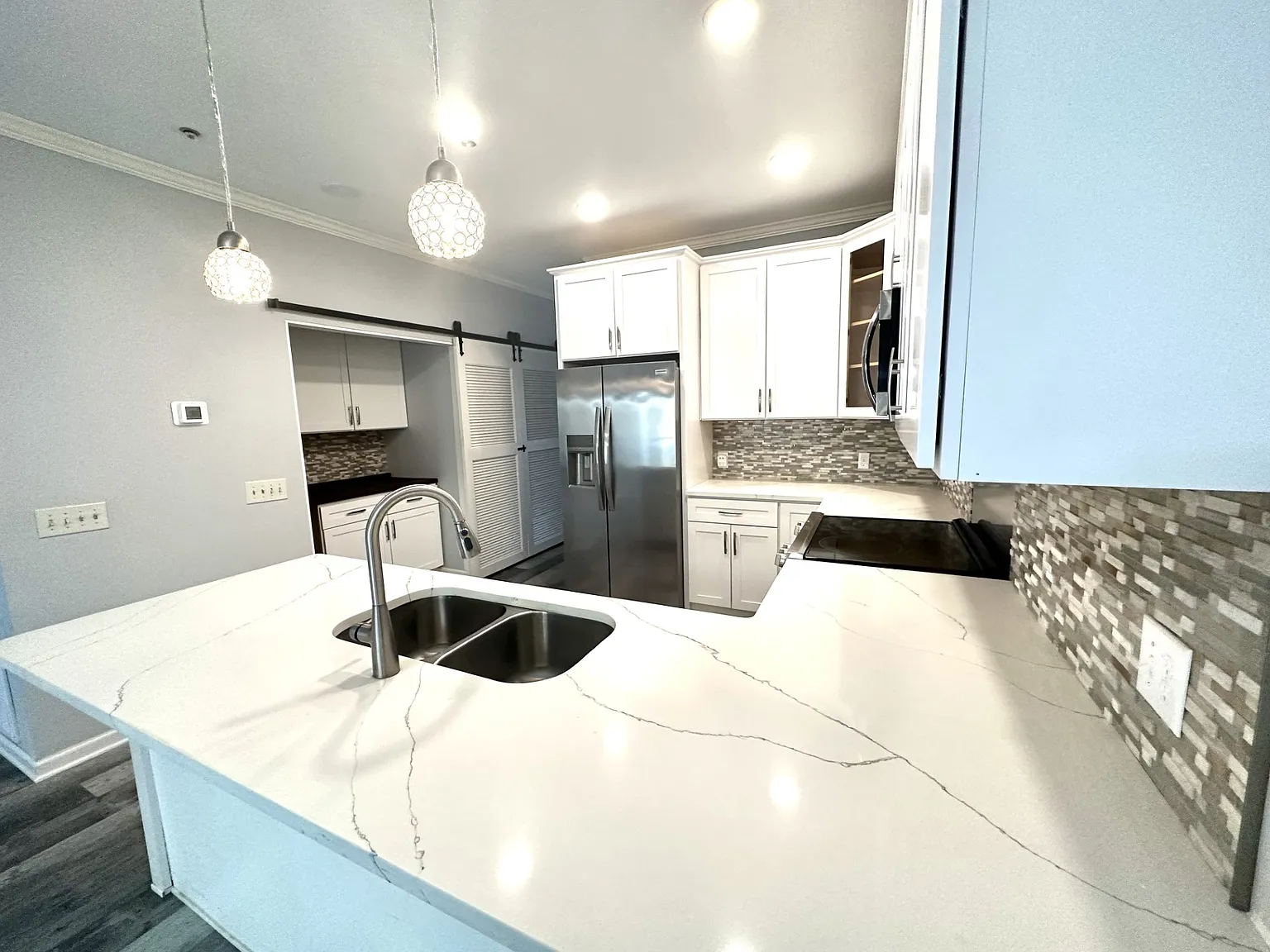 3 bed, 1630 sqft, $3,400 — Photo 4