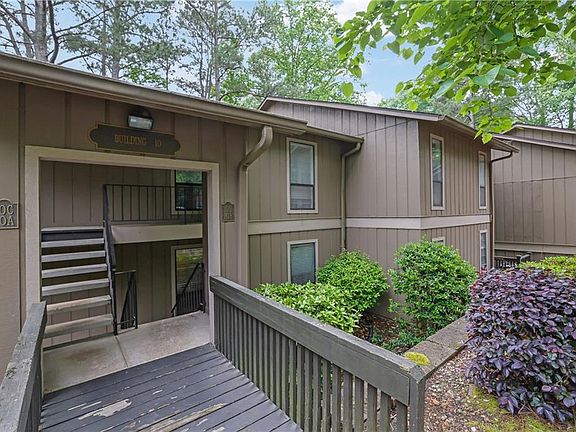 3rd image of 8740 Roswell Rd Unit 10B