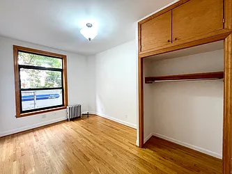 22 Saint Mark's Place