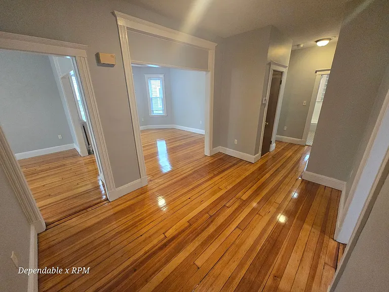 21 Theodore St — Photo 1