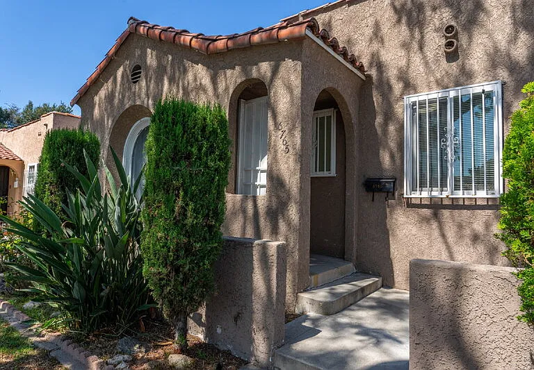6765 Lemon Ave — Photo 40