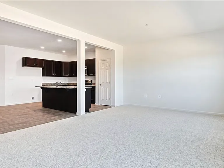 7882 Briarwood Dr — Photo 13