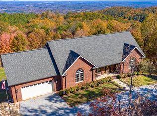 654 Barrett Ridge Ln, Taylorsville, NC 28681