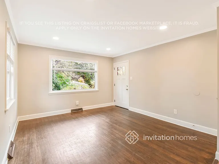 2125 Jennings St — Photo 4