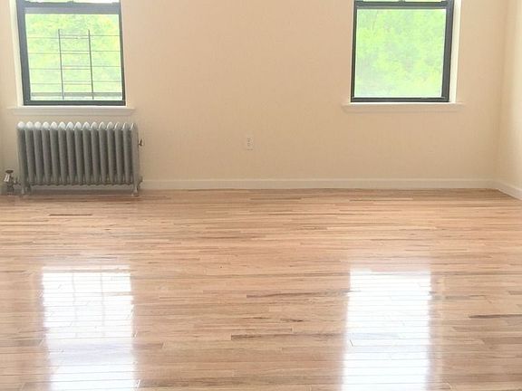 3rd image of 603 Isham St APT 5C
