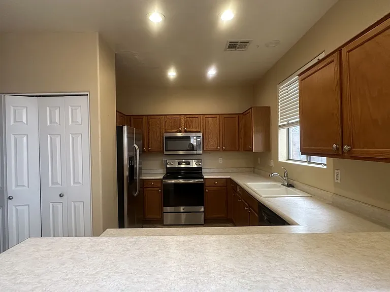 8927 E Crescent Ave — Photo 14