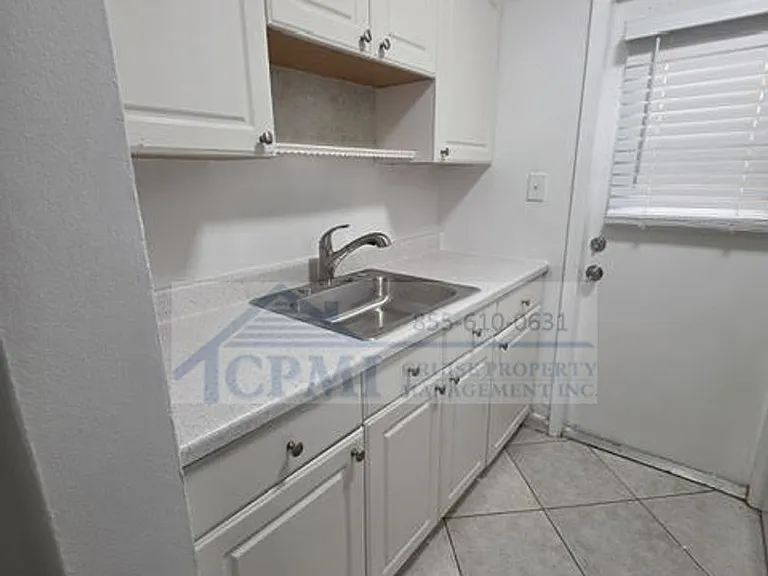1329 NE 17 Ave Ft. Lauderdale, FL 33304 — Photo 10
