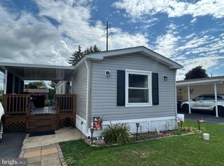 488 Brendon Dr, Leola, PA