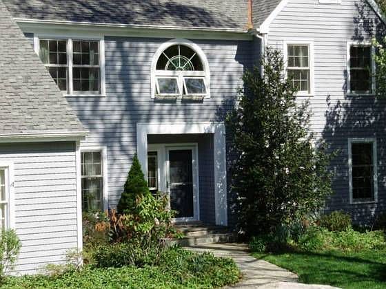 1st image of 343 Deerhaven Way