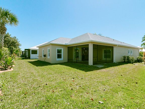 4th image of 1398 Tullagee Ave