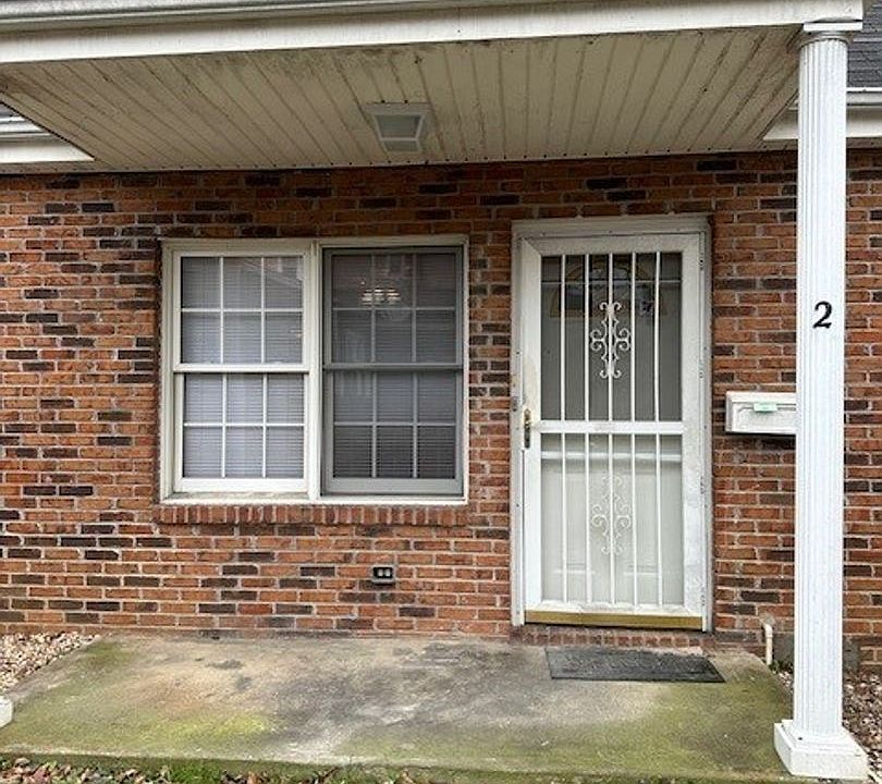 1st image of 208 W Watauga Ave