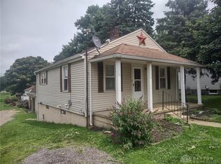 122 N Chillicothe St, South Charleston, OH