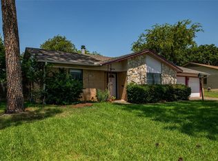 4516 Moorview Ave, Fort Worth, TX 76119