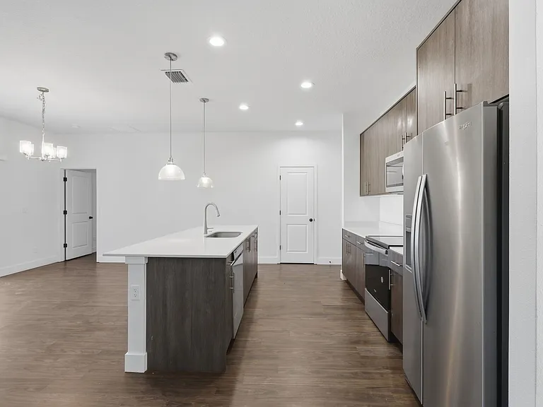 3227 Halsey Ave SE — Photo 26