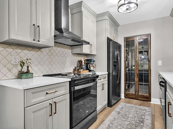 4th image of 71 Oakhalla Rd