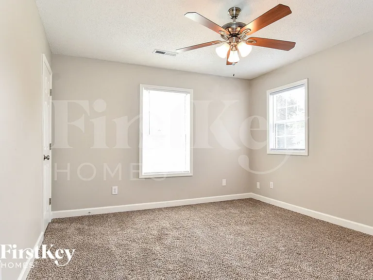 1405 Somerset Crossing Ln — Photo 9