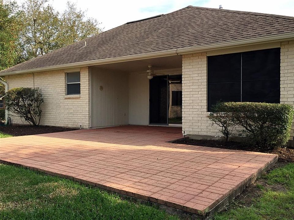 1st image of 906 S Peach Hollow Ct