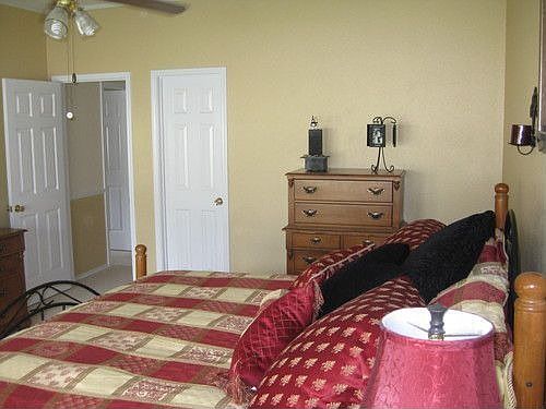 3rd image of 504 Arapaho Dr
