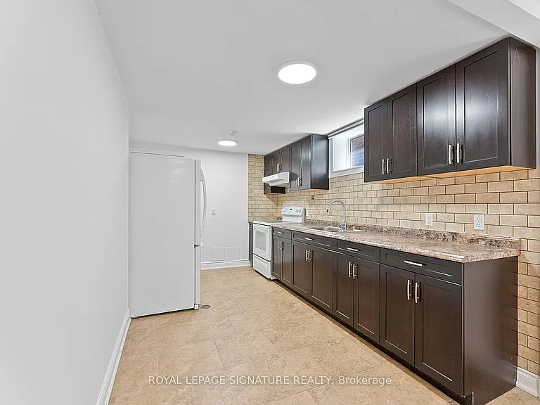 502 Westmount Ave #LOWER — Photo 10
