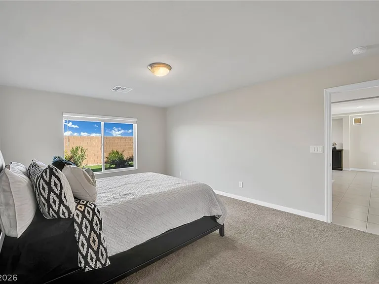 9770 Hawk Crest St — Photo 47