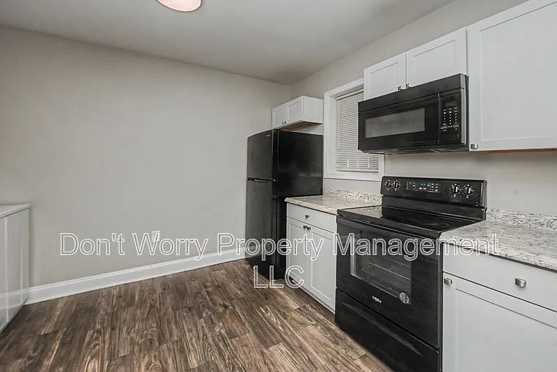 2 bed, 1.0 bath, 765 sqft, $995 — Photo 3