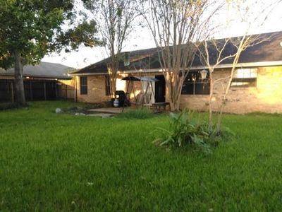 410 Oleander St, Lake Jackson, TX, 77566