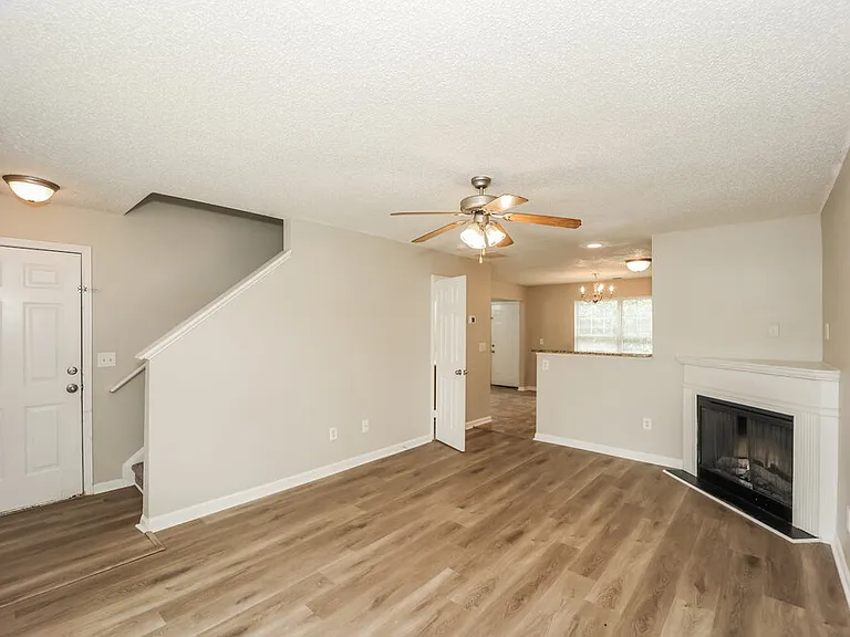 3076 Broadleaf Trl — Photo 5